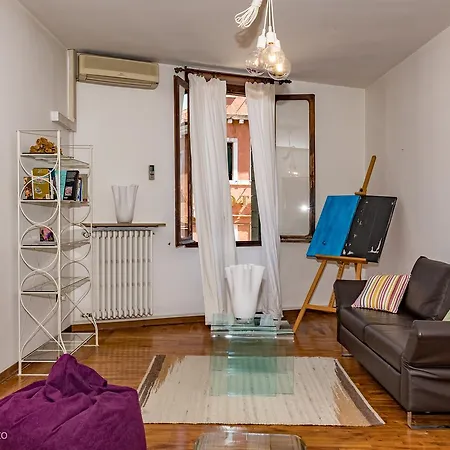 Apartamento Bacio Di San Marco VeniseJeTaime Venecia Exterior foto